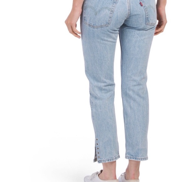 Levi’s 501’s Cropped Jeans Grommet Side Detail NWT - Picture 3 of 8
